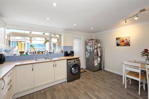 47 Daniel Close, Lancing, BN15 9EH