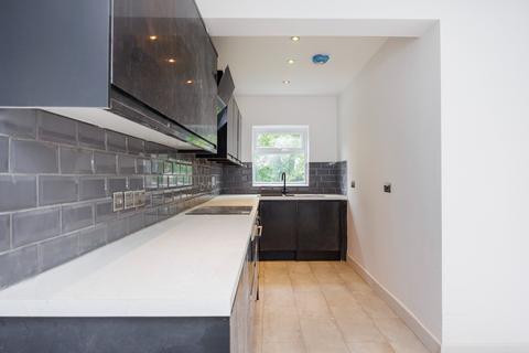 5 bedroom semi-detached house for sale, Winlaton Road, Bromley BR1