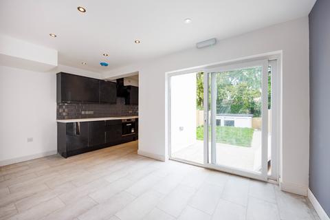 5 bedroom semi-detached house for sale, Winlaton Road, Bromley BR1