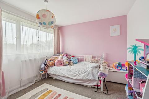 3 bedroom end of terrace house for sale,  Grange Way, IVER SL0