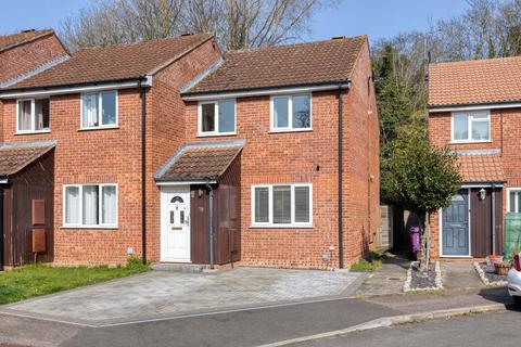 78 Millstream Close, Hitchin, SG4 0DB