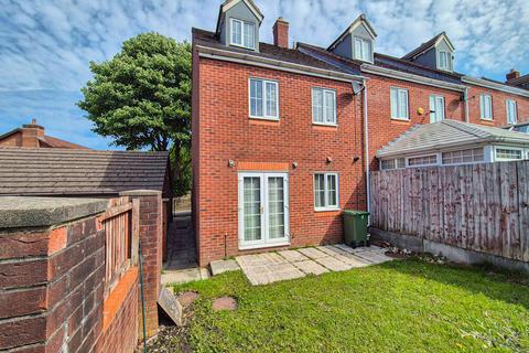 4 bedroom townhouse for sale, Glebe Lane, Watersheddings, Oldham, OL1
