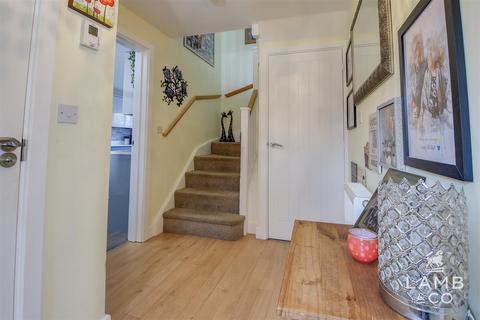 23 Cleave Close, Clacton-on-sea, CO16 8GQ