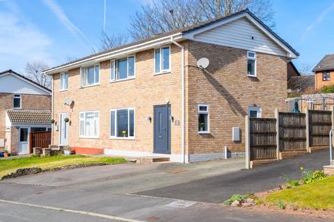 44 Beech Grove, Brecon, LD3 9EY