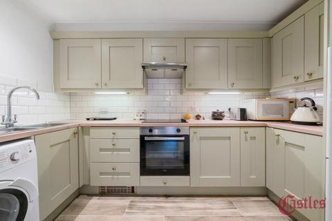 2 bedroom flat to rent, Bishops View Court, Muswell Hill, N10