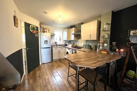 2 bedroom end of terrace house for sale, Ffordd Y Meillion, Llanelli