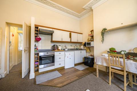 1 bedroom apartment for sale, Flat 3, 9 Southleigh Road, Clifton, Bristol, BS8