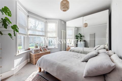 2 bedroom apartment for sale, Allison Road, London, N8