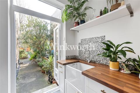 2 bedroom apartment for sale, Allison Road, London, N8