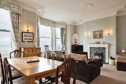3 bedroom apartment for sale, The Crescent, Filey