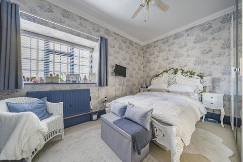 4, Clarendon House Beckspool Road, Frenchay, Bristol, BS16 1ND
