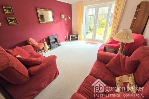 15 Chickerell Close, Bournemouth, BH9 3QX