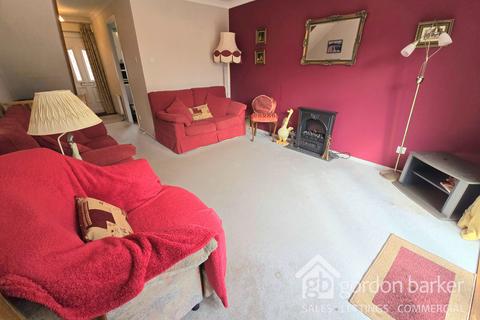 15 Chickerell Close, Bournemouth, BH9 3QX