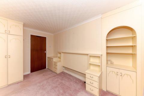 14 Ainsworth Road, Immingham, DN40 2BJ