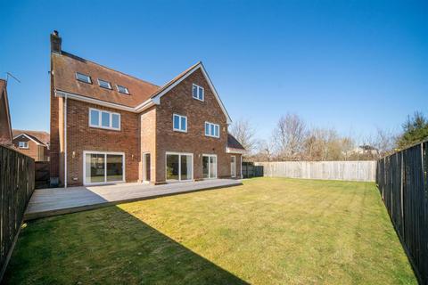 6 bedroom house for sale, Rush Close, Shanklin