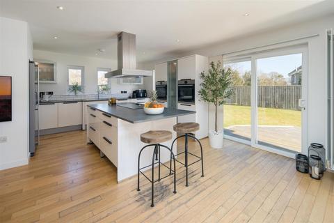 6 bedroom house for sale, Rush Close, Shanklin