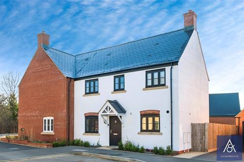 67 Field View, Brackley, NN13 6BL
