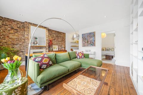 2 bedroom flat for sale, Connaught Mansions, SW9