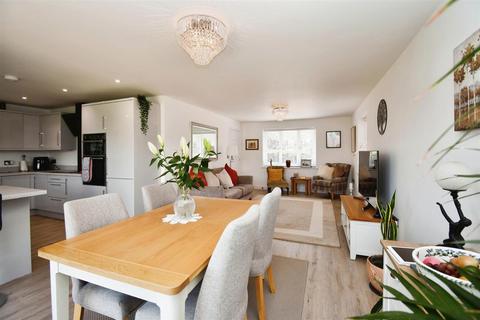 4 Bramble Close, Willerby, Hull, HU10 6FU