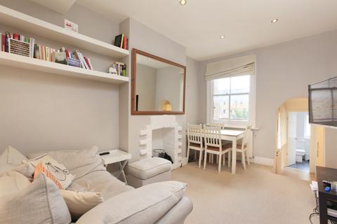1 bedroom flat for sale, Vicarage Crescent, London