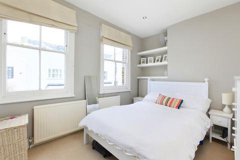 1 bedroom flat for sale, Vicarage Crescent, London