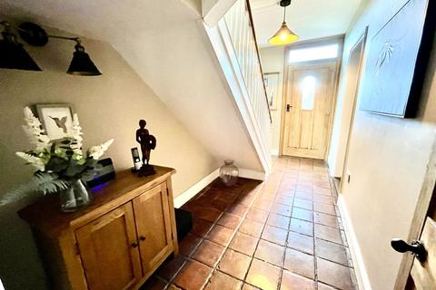 3 bedroom house for sale, Church Road, Carleton Rode