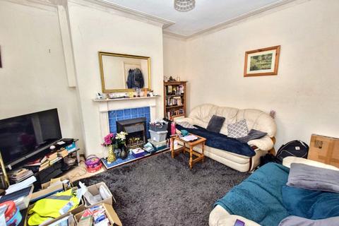 13 Barden Mount, Leeds, LS12 3EF