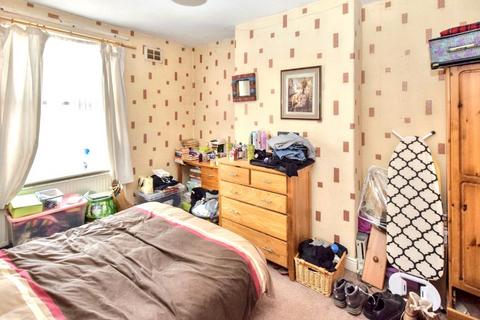 13 Barden Mount, Leeds, LS12 3EF