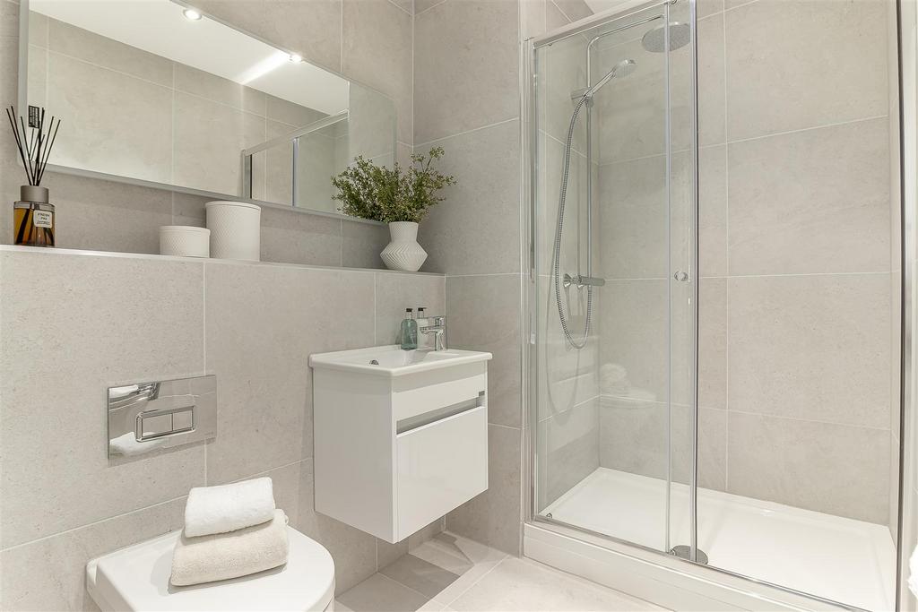 Master Bedroom Ensuite.jpg