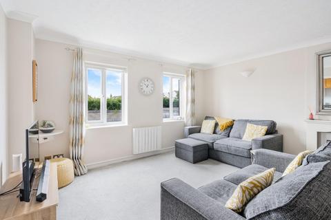 7 Rembrandt Court, Epsom, KT19 0SB
