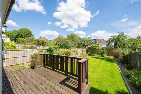 21 Wessex Gardens, London, NW11 9RS