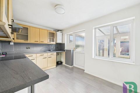 2 bedroom terraced house for sale, Kensington Drive, Milton Keynes MK8