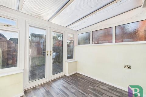 2 bedroom terraced house for sale, Kensington Drive, Milton Keynes MK8