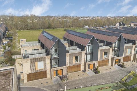 1 Hobson Road, Trumpington, Cambridge, CB2 9EH