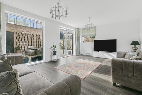 1 Hobson Road, Trumpington, Cambridge, CB2 9EH