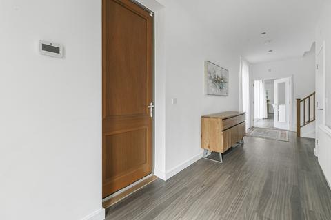 1 Hobson Road, Trumpington, Cambridge, CB2 9EH