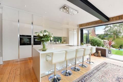 31 Amherst Road, London, W13 8LX