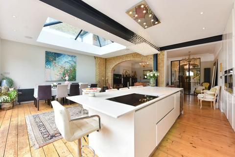 31 Amherst Road, London, W13 8LX
