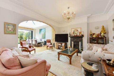 31 Amherst Road, London, W13 8LX