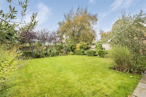 8 Lime Close, Burwell, Cambridge, CB25 0JR