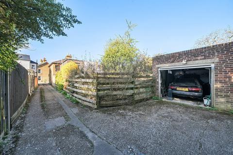 14 Gomer Place, Teddington, TW11 9AR