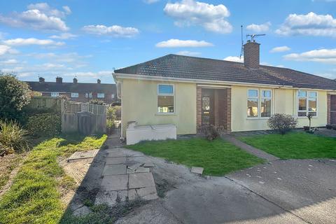 2 bedroom bungalow for sale, Regent Close, Brightlingsea, Colchester, CO7