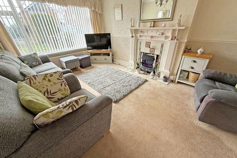 3 bedroom semi-detached house for sale, Mayhurst Road, Hollywood, B47 5QG
