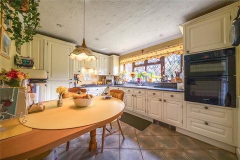 5 bedroom detached house for sale, Broad Ha'penny, Wrecclesham, Farnham, Surrey, GU10
