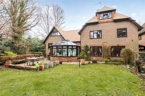 5 bedroom detached house for sale, Broad Ha'penny, Wrecclesham, Farnham, Surrey, GU10