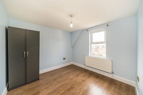 1 bedroom flat for sale, Haydons Road, London SW19