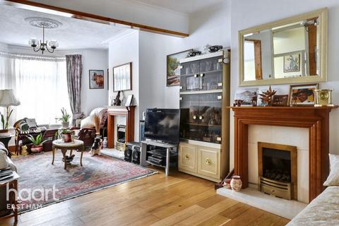 3 bedroom terraced house for sale, Sixth Avenue, London