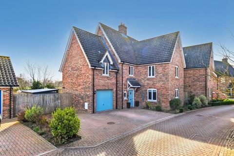 2 Carpenters Yard, Fressingfield, Eye, IP21 5QJ