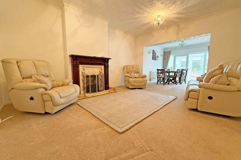 2 bedroom semi-detached bungalow for sale, Fenton Road, Hollywood, B47 5LS
