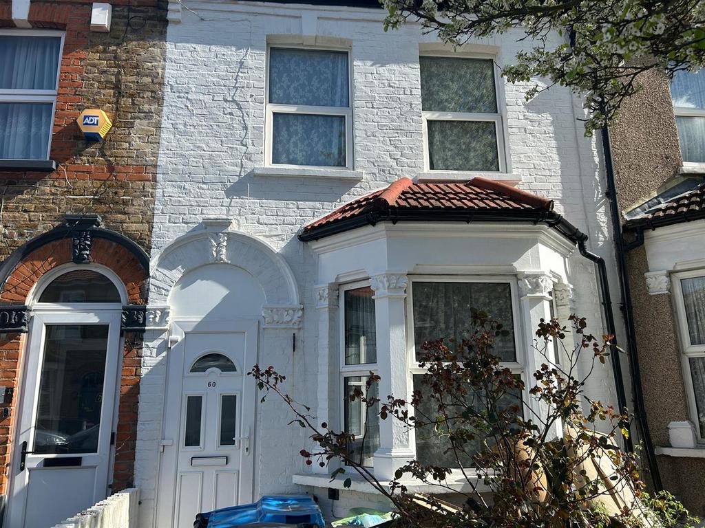 Sheldon Road, London 3 bed house - £2,400 pcm (£554 pw)